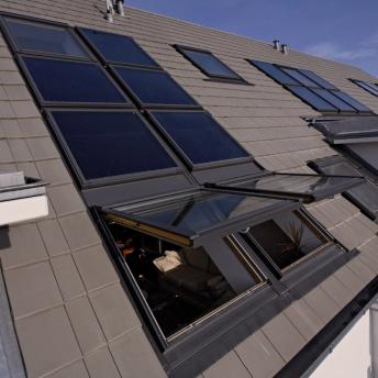 VELUX Dachflächenfenster und Solarelemente