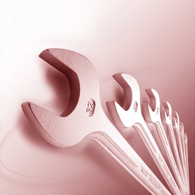 Schraubenschlussel_rot4c