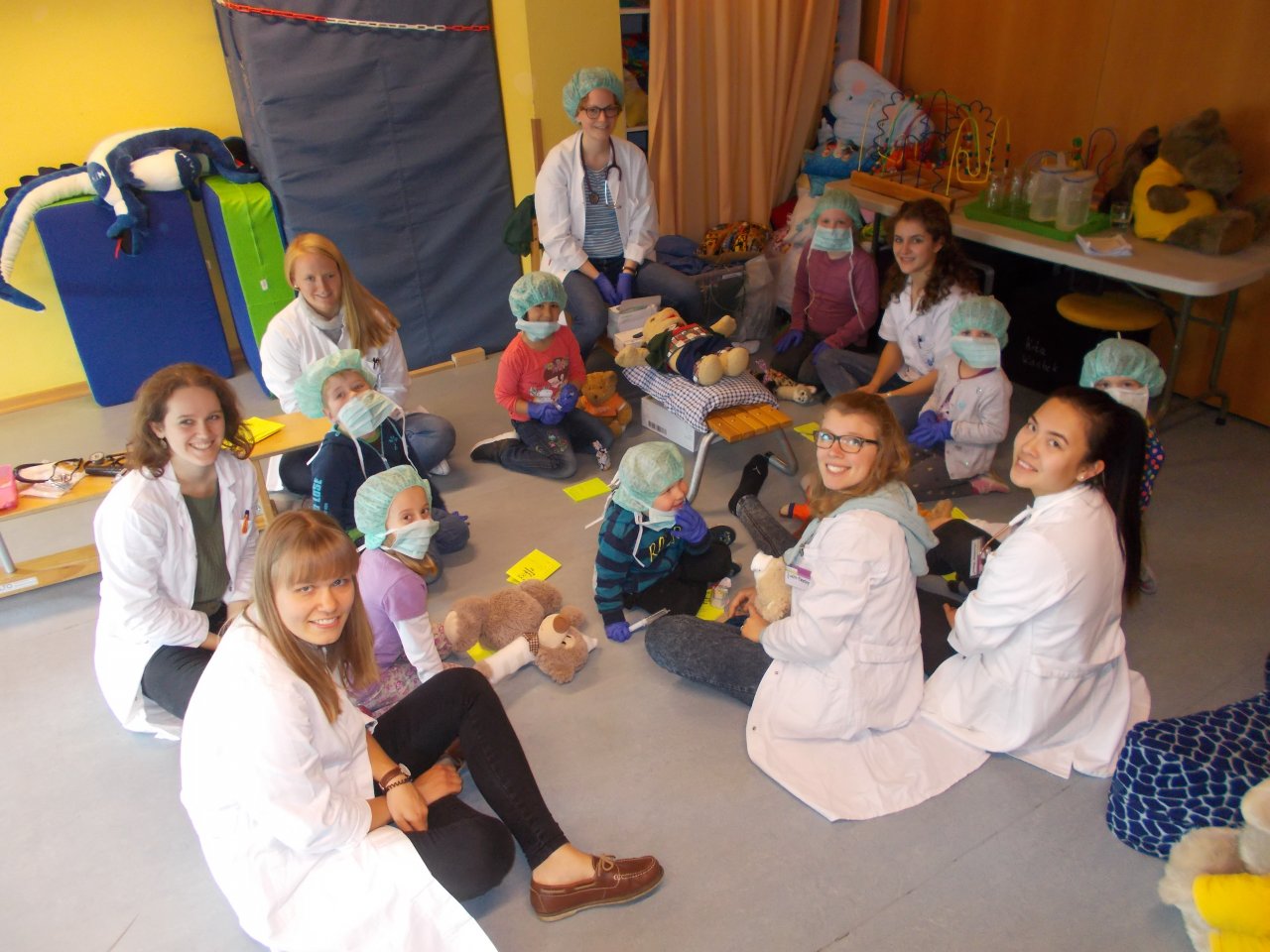 <img title="" alt="" src="http://media.seitenbox.de/p/85/images/big/5b169c43-898c-43ce-b1a4-67e47f000038.jpg"/> Gruppe Teddy
