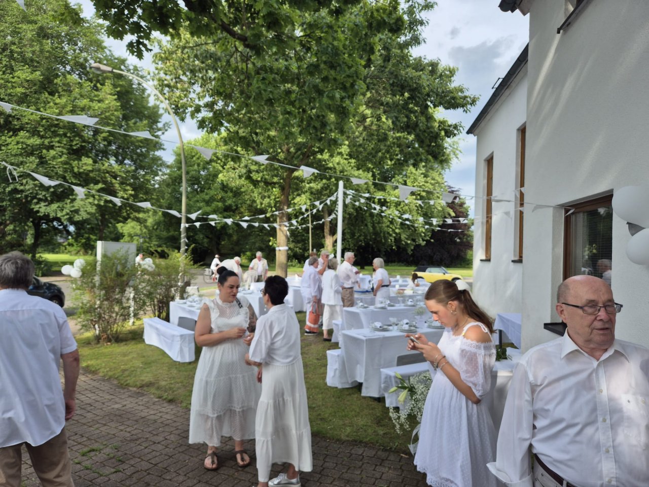 Diner en blanc 2025