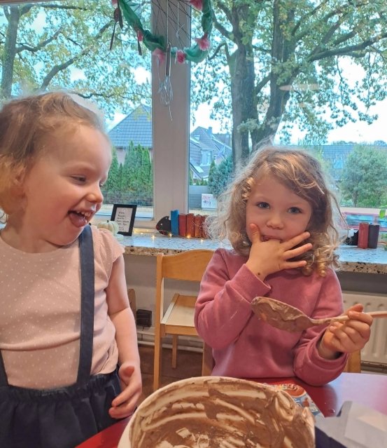 herbstkuchen Kita - Preis 2024 und wir sind dabei...
Unsere Kita gehört zu den 15 (aus 500) nominierten in der Kategorie