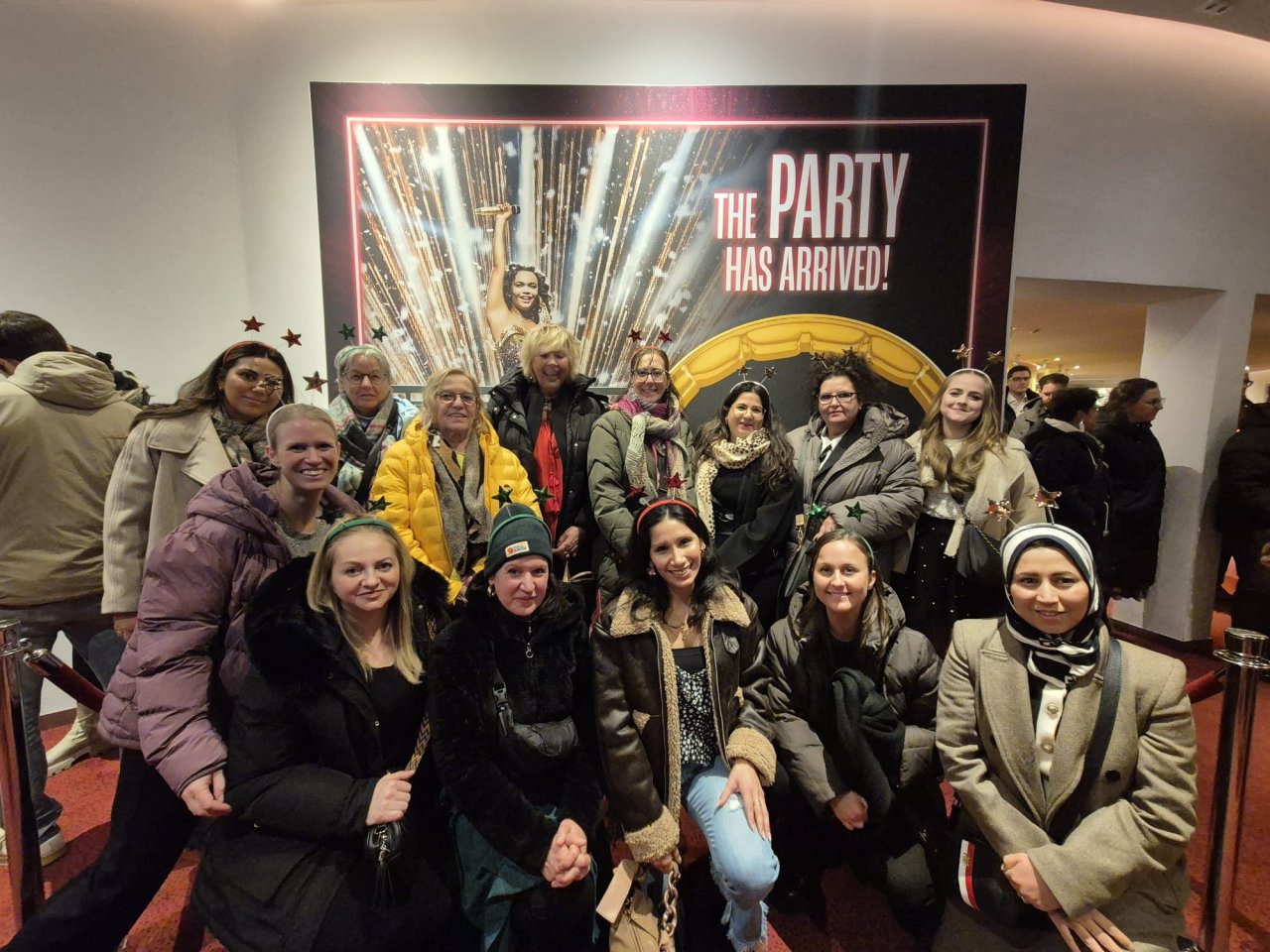 Kita - Preis 2024 und wir sind dabei...

Unsere Kita gehört zu den 15 (aus 500) nominierten in der Kategorie 